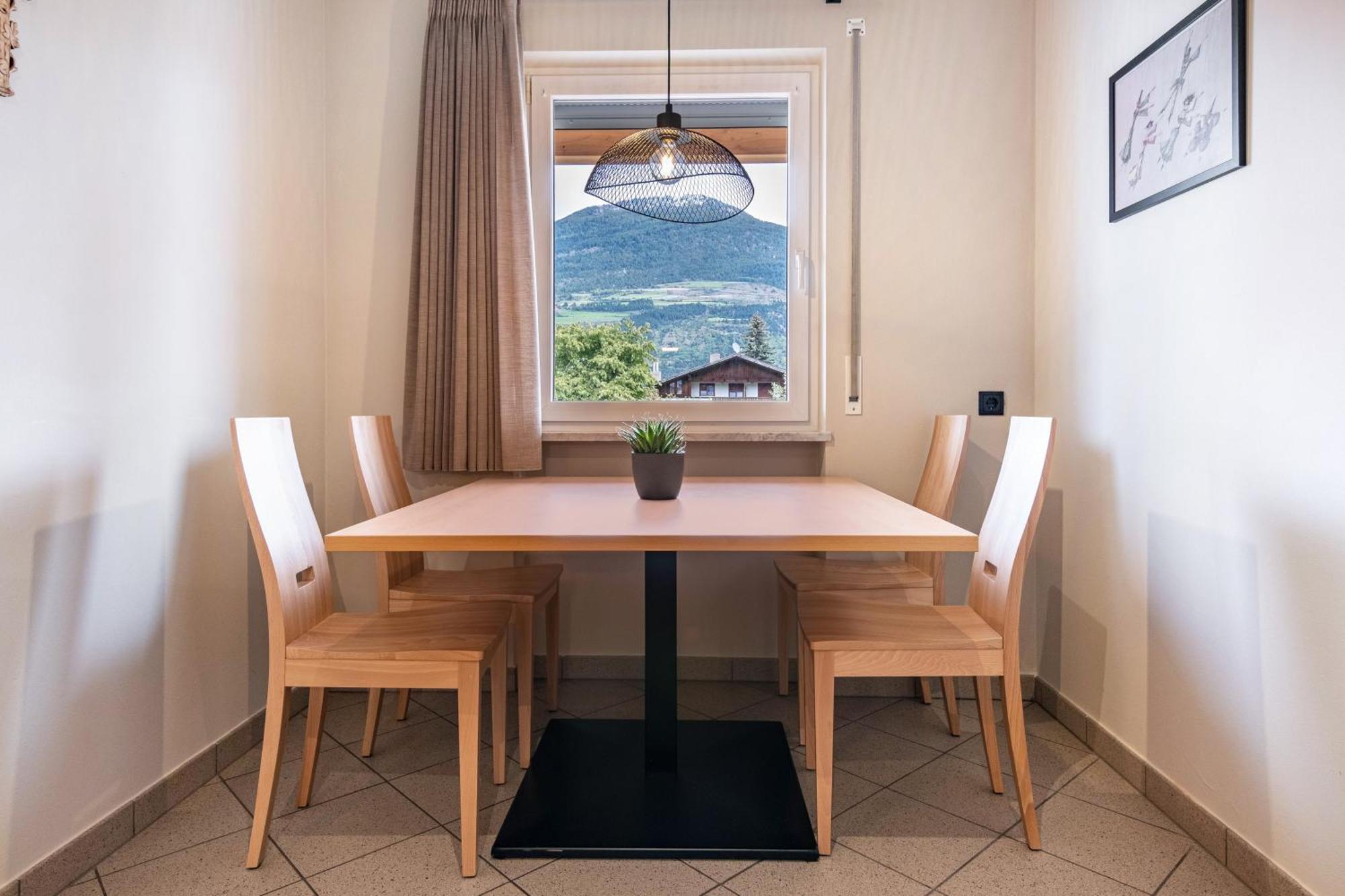 פראטו אלו  סטלביו Ferienwohnung Hans מראה חיצוני תמונה